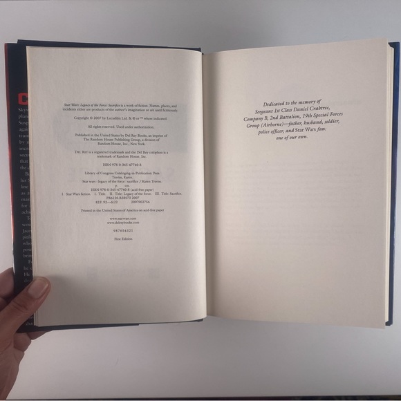 2/$50 -  Star Wars - Legacy of the Force - Sacrifice by Karen Traviss - Picture 9 of 15